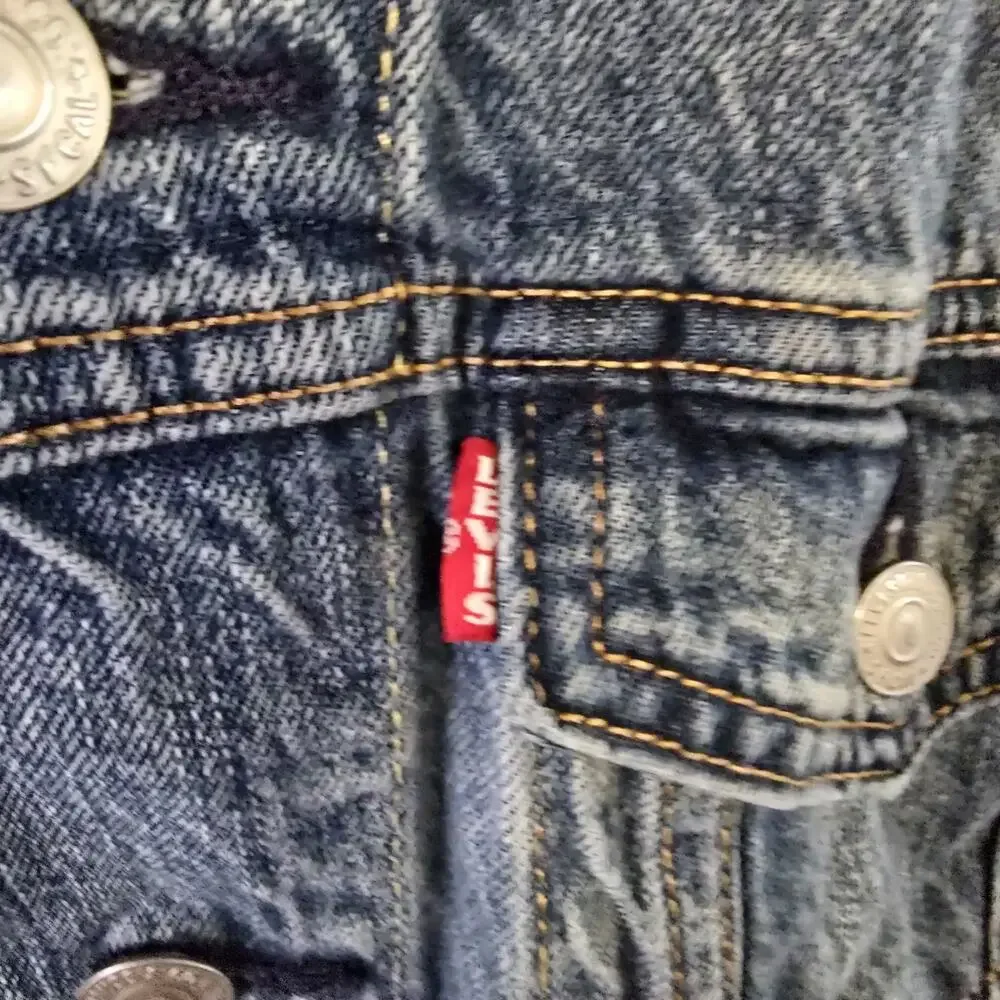 Levi's Premium Trucker Denim Jacket Mens Small Blue Button Front Red Tab Classic